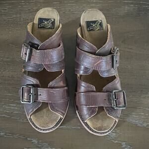 Freebird by Steven Caprice Mule Sandal Size 8 Brown Buckle Distressed Leather